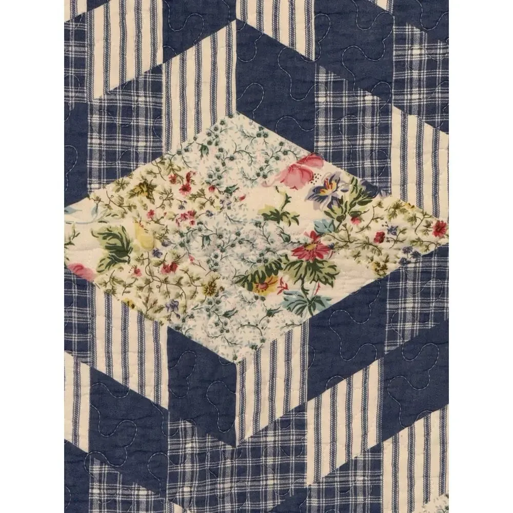 American Hometex Large Throw Baby Child Quilt 50”x60” Reversible Abstract Floral
